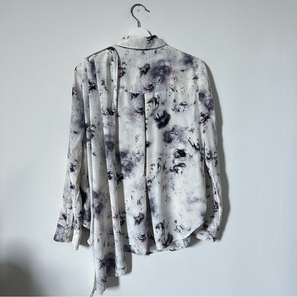 Leith 100% Silk Button Down Top Blouse Wrap Around Multicolor Size XS - Picture 5 of 9